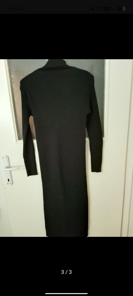 Uzun Kollu Siyah Boğazlı Uzun Elbise - Görsel 3