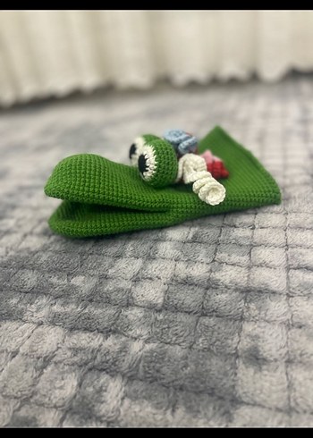 Fisher Price Renkli Yeşil Örme Kukla Oyuncak