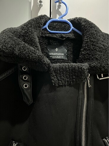 Stradivarius Kadın mont