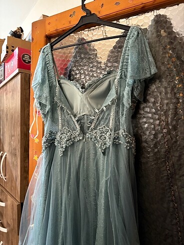 yeşil elbise - Görsel 3