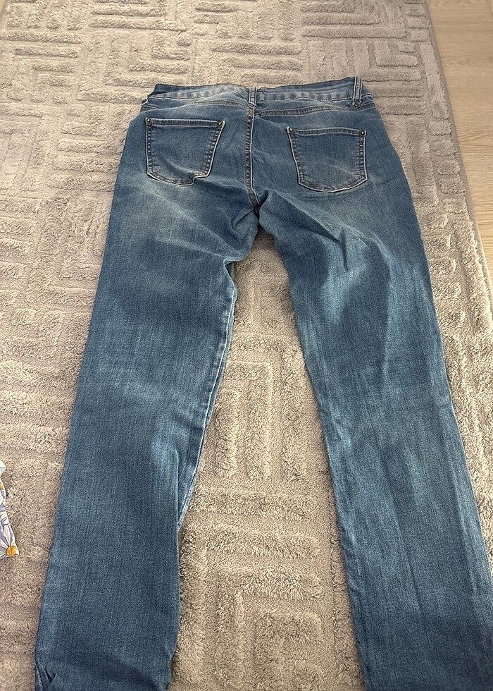 yırtık jean - Görsel 2