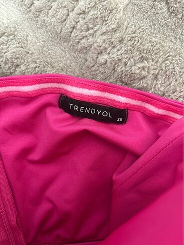 Trendyol & Milla pembe elbise