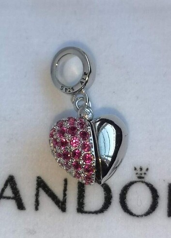 Pandora kalp sallantılı charm