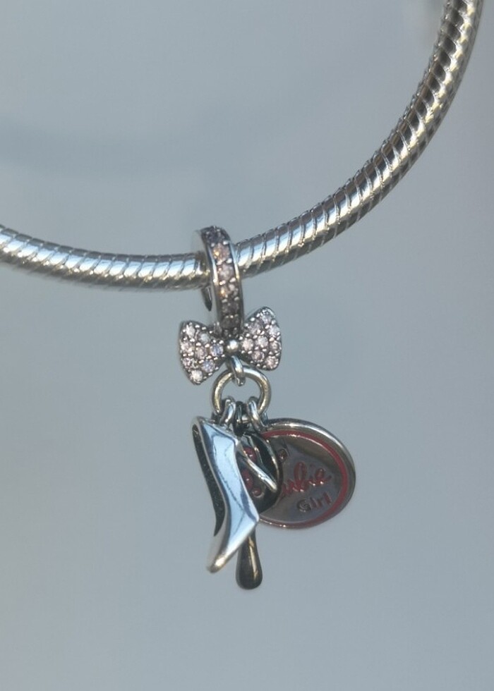Pandora barbie charm - Görsel 3