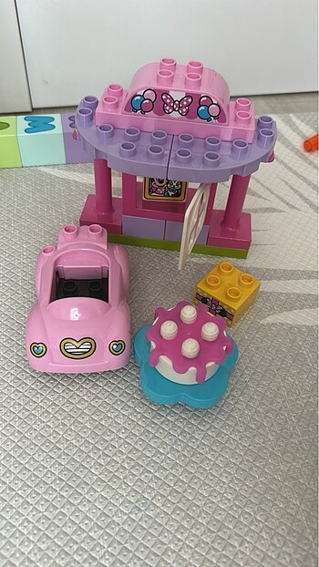 Lego oyuncak