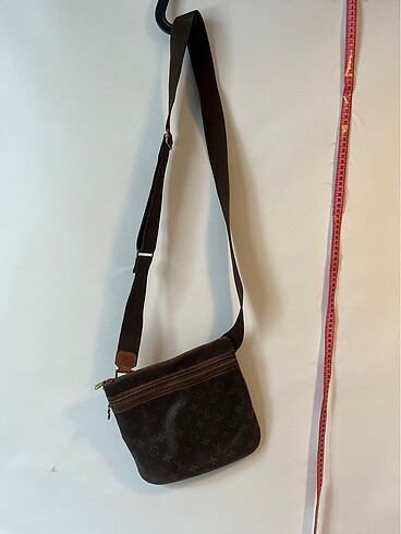 Louis Vuitton çapraz çanta