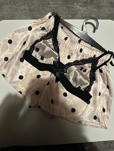 Saten Pijama Takımı