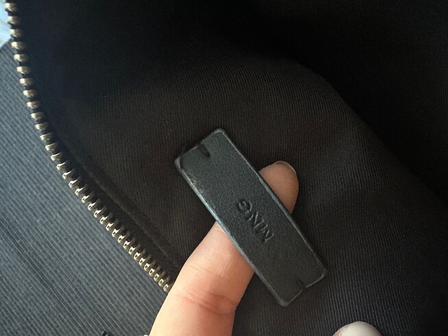  Beden siyah Renk Mango az kullanılmış çanta