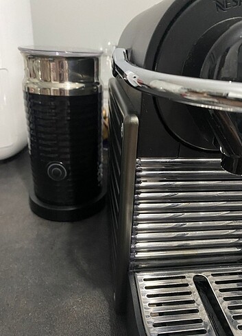Beden Renk Nespresso kahve makinası