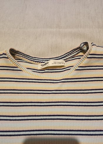 Bej Çizgili Yuvarlak Yakalı Kadın triko tshirt