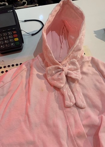 Pembe Kapüşonlu Kız Panço - Görsel 2