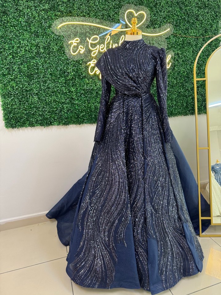 Lacivert Uzun Kollu Drapeli Kadın Abiye - Görsel 3