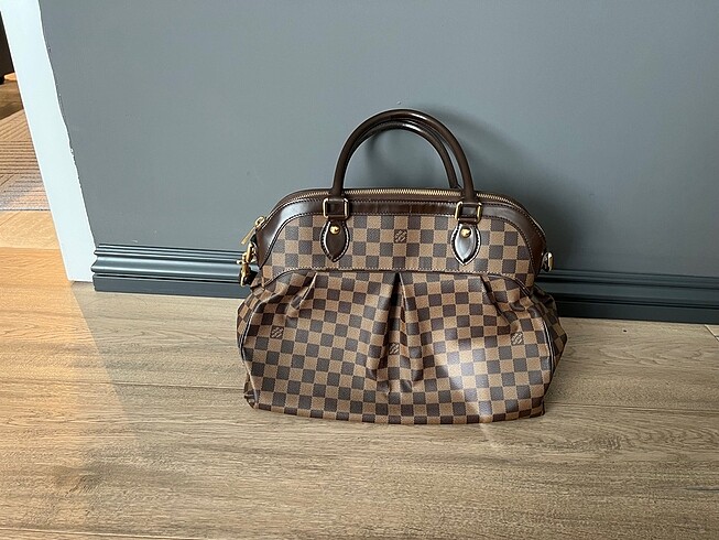 LV Damalı çanta