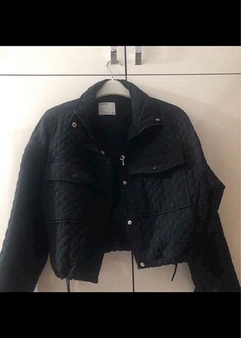 Siyah bershka cropKadın Ceket