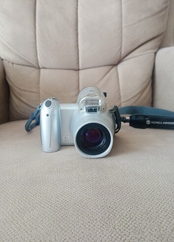 Konica minolta dijital fotoğraf Makinesi