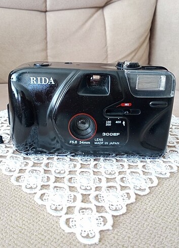 Analog fotoğraf makinesi 