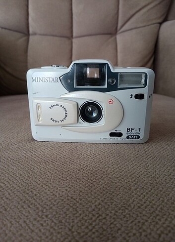 Analog fotoğraf makinesi+ film hediyeli)