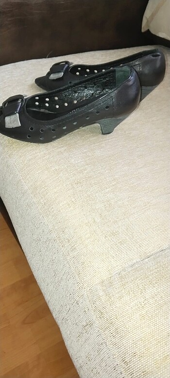 Kısa topuklu kadın ayakkabısı - Görsel 2