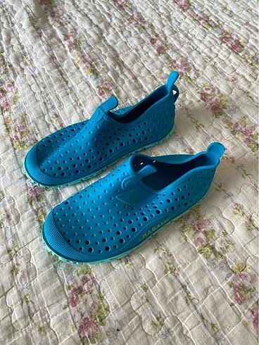 Decathlon Decathlon erkek çocuk deniz havuz ayakkabısı
