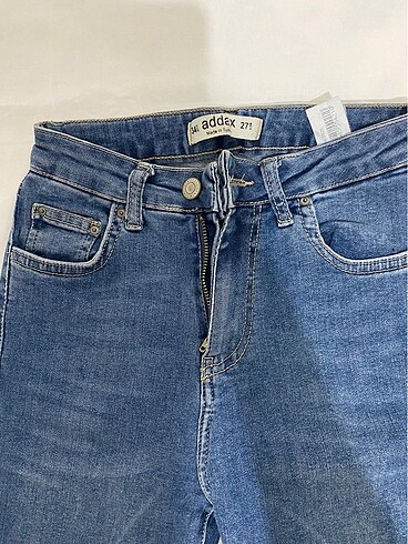34 Beden mavi Renk Jeans