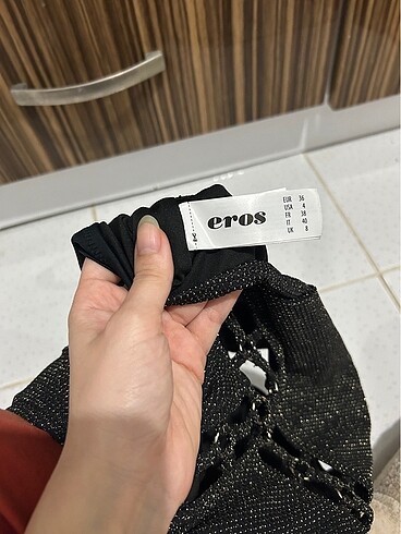 s Beden siyah Renk Çok iyi bir markanın mayokisinisi