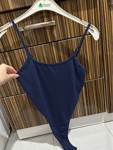 Diğer Sırt dekolteli askılı bady