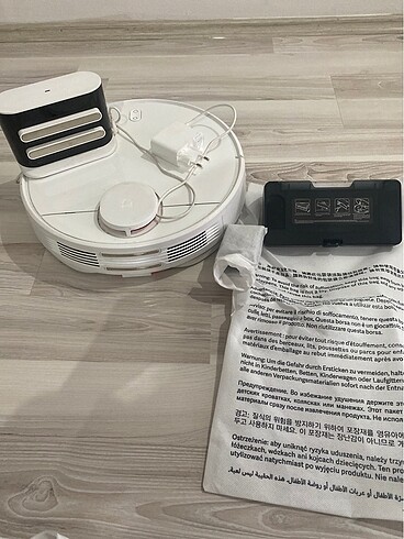 Xiaomi Mi Robot Vacuum Mop Pro Beyaz - Akıllı Robot Süpürge