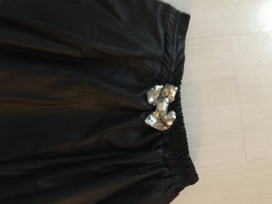 Çocuk Parlak Siyah Etek - Görsel 2