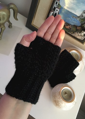 Siyah Örgü Kadın Eldiveni - Görsel 2