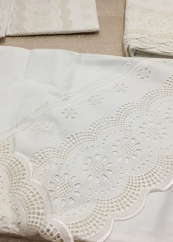 İşlemeli Fistolu Çift Kişilik Nevresim Takımı - Görsel 3