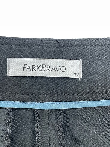 40 Beden siyah Renk Park Bravo Düz Kesim %70 İndirimli.