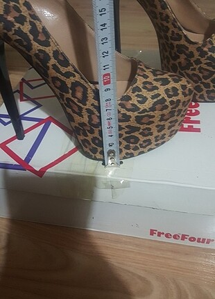 Leopar desenli platform ayakkabi - Görsel 3