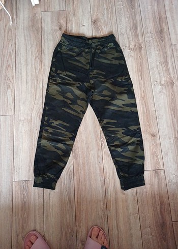 Kadın Kamuflaj Desenli Kumaş Pantolon - Görsel 2