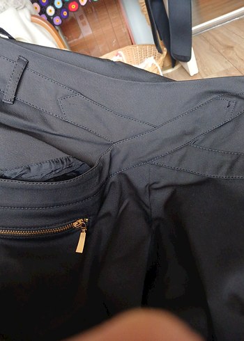 Fermuarlı Siyah Kadın Kumaş Pantolon - Görsel 2