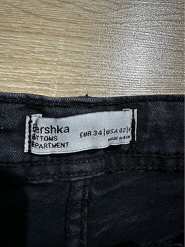 Bershka Kısa şort