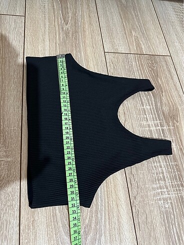 11-12 Yaş Beden siyah Renk Zara crop