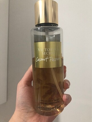 victoria secret coconut passion vücut spreyi