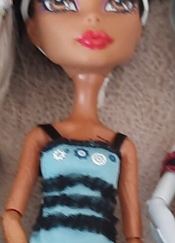 Rezerve monster high Rebecca 