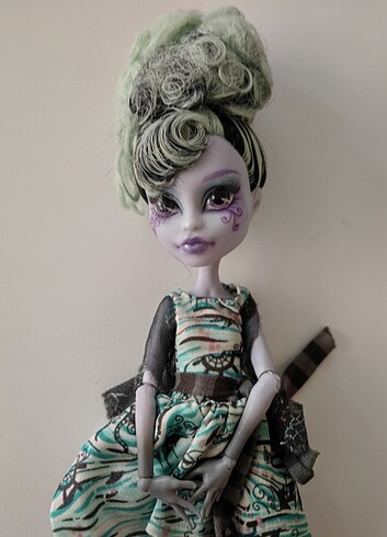 Monster High Twyla ooak