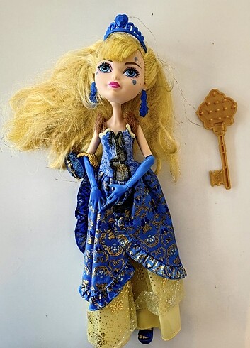  Beden Ever After High Blondie Locks