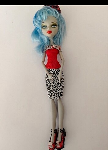 Monster high Ghoulia bebekler