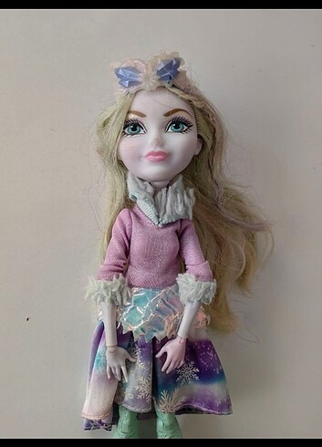 Ever After high buz kraliçesi