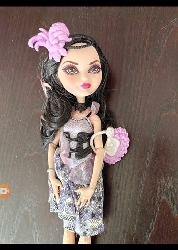 Ever After High ever after high Duchess swan
