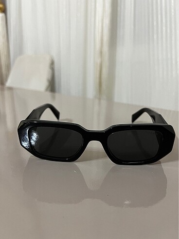 Prada Gözlük
