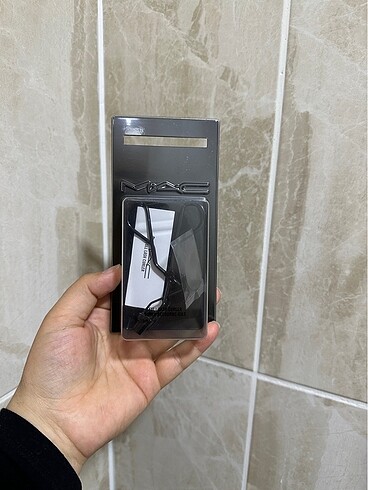 Mac kirpik kıvırıcı