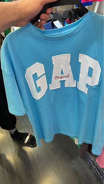 Unisex gap tshırt s/M/l bedenler mevcut