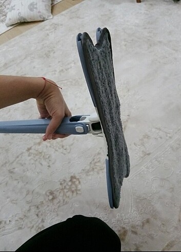 Üçgen sıkma mop