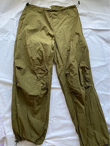 Pull bear paraşüt pantolon