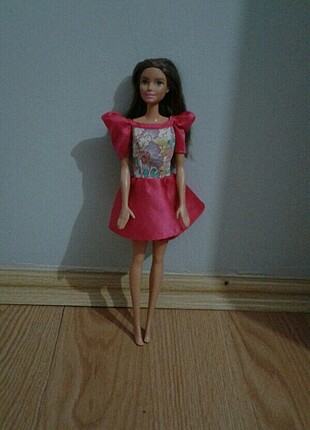 Et bebek barbie