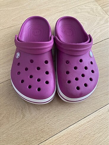 Crocs